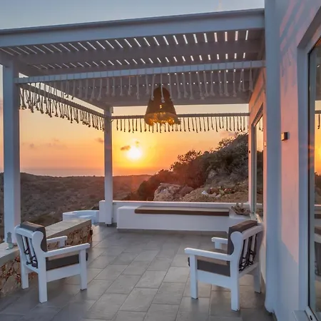Mythos Above The Sunset Апартаменты *